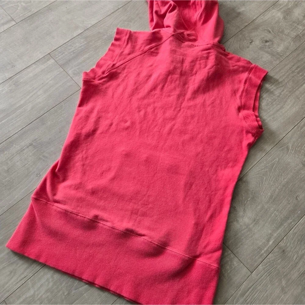 Unbranded wearing blend keeps